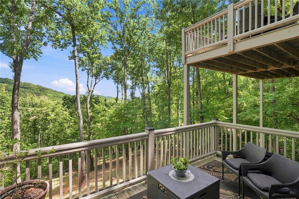 1458 Valley View Drive