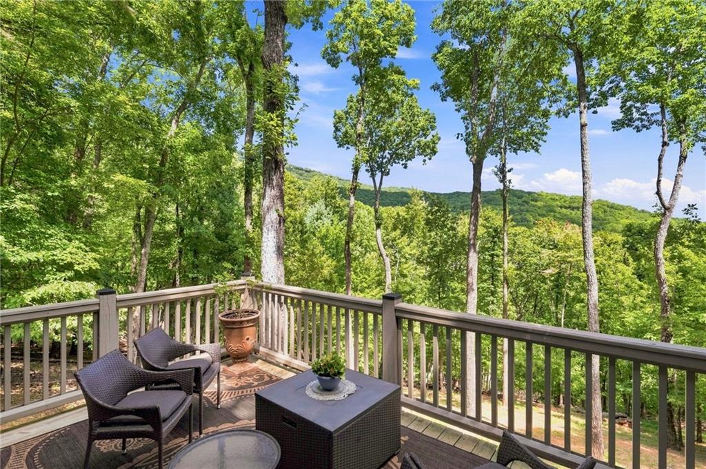 1458 Valley View Drive