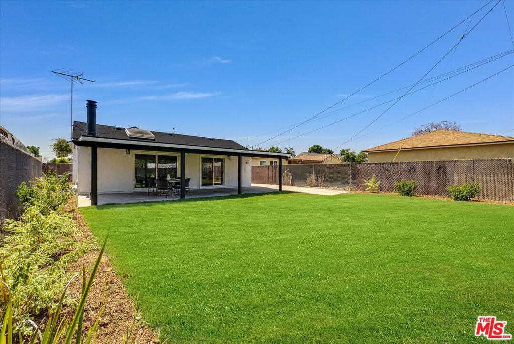 14802 Seaforth Avenue