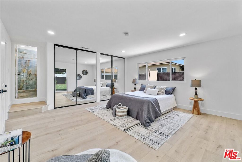 14802 Seaforth Avenue