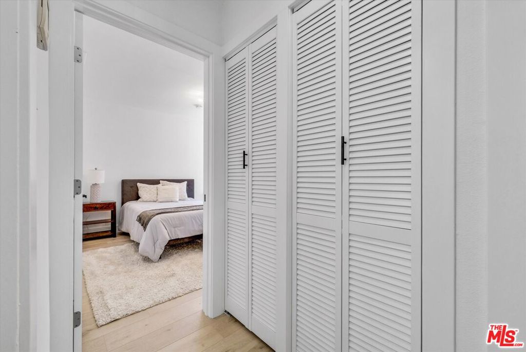 14802 Seaforth Avenue