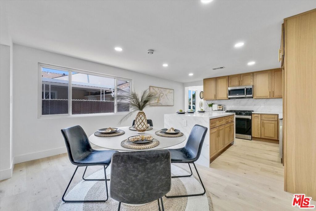 14802 Seaforth Avenue