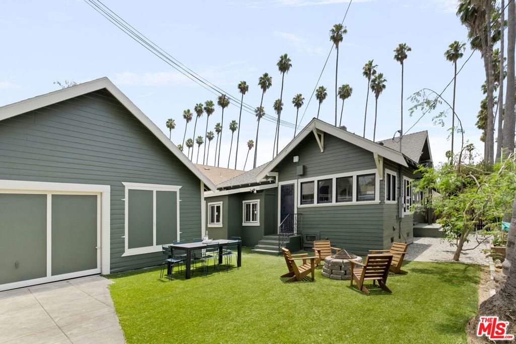 2351 W 31st Street