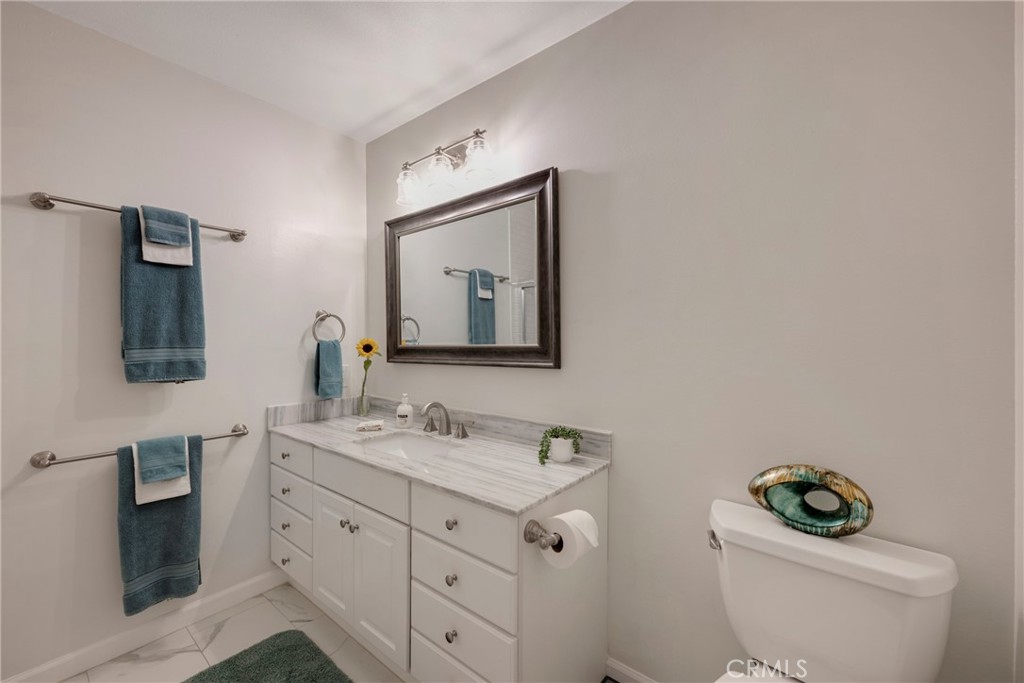 1670 S Heritage Circle