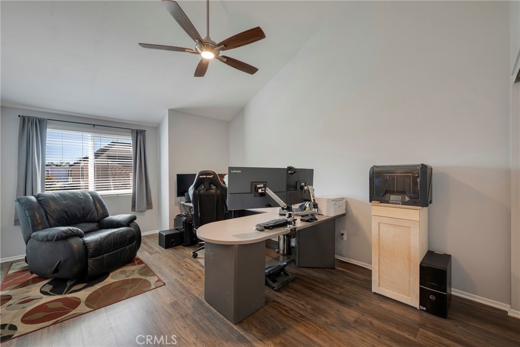 1670 S Heritage Circle