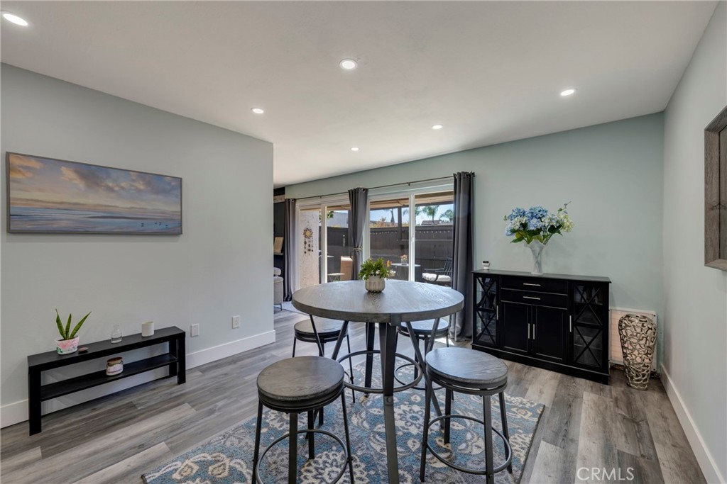 1670 S Heritage Circle