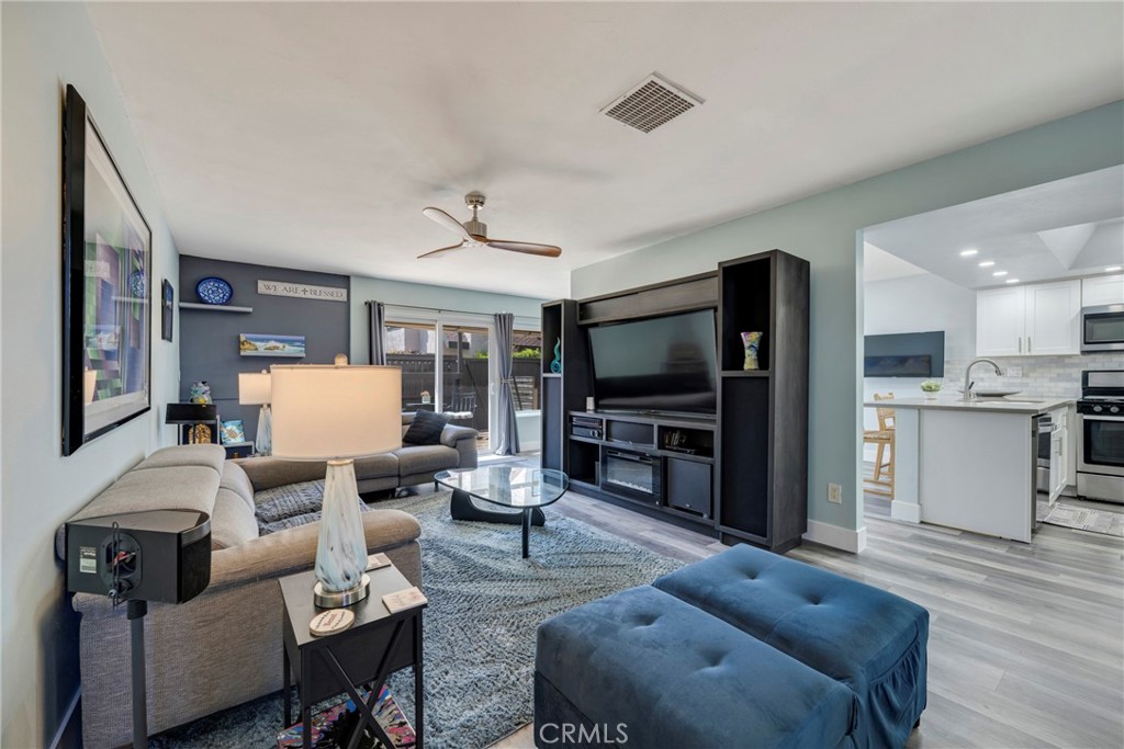 1670 S Heritage Circle