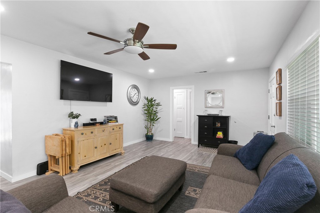211 Florence Place