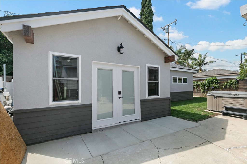 211 Florence Place