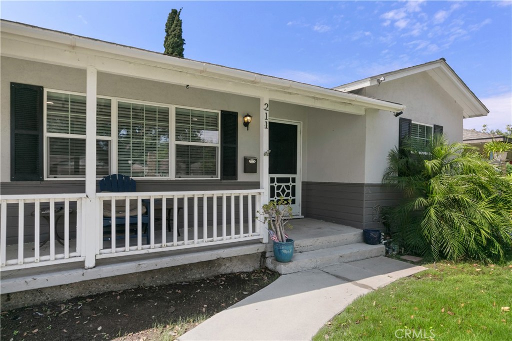 211 Florence Place