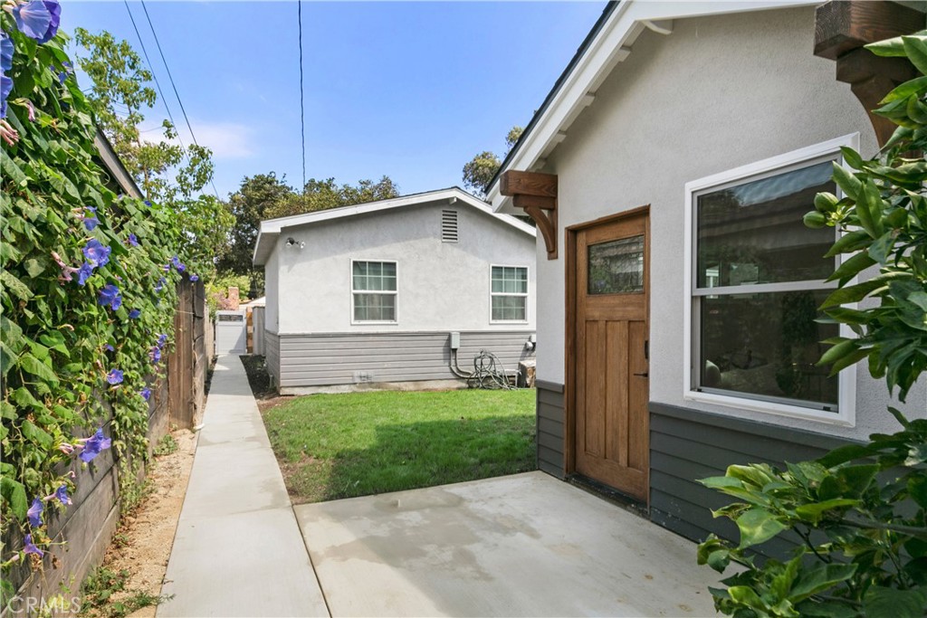 211 Florence Place