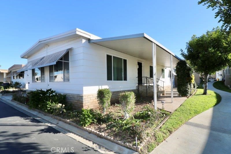 3744 Lake Crest Drive 62