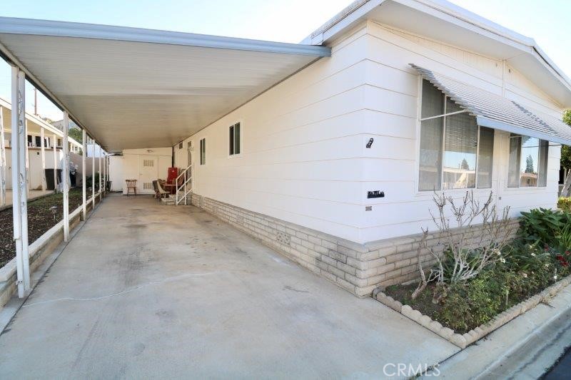 3744 Lake Crest Drive 62