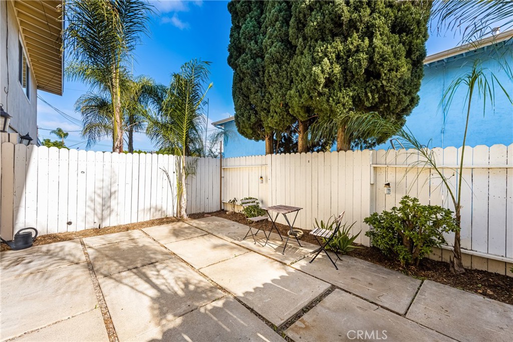 254 Cabrillo Street B