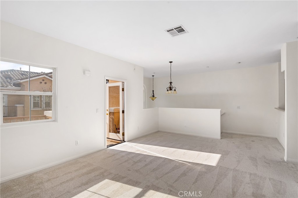 1138 N Euclid Street 6