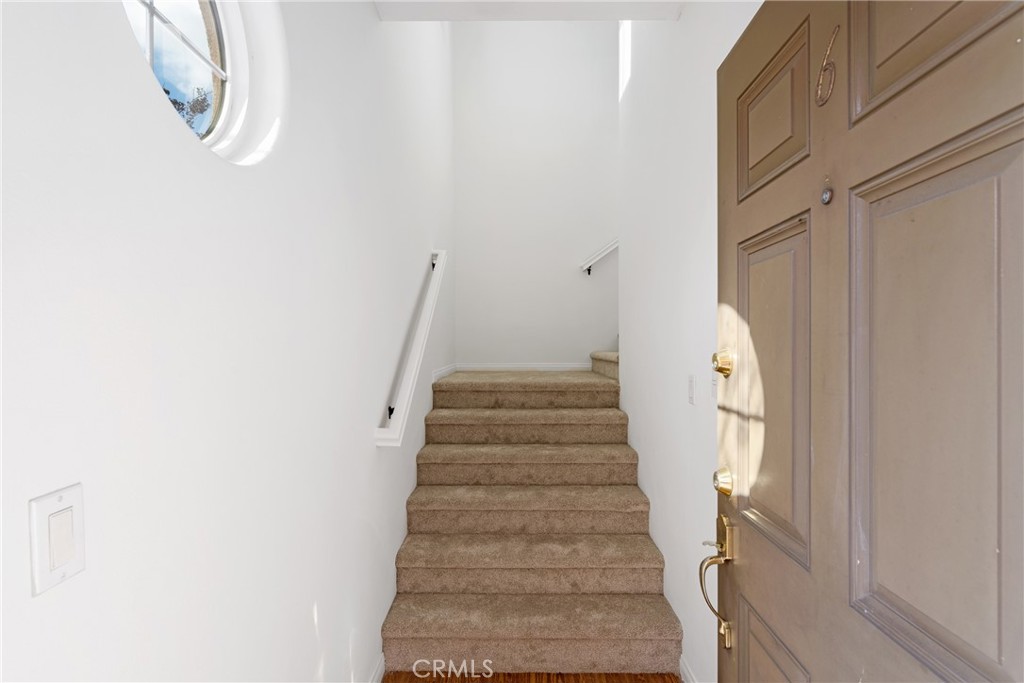 1138 N Euclid Street 6