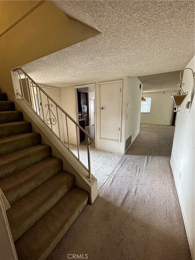 10061 Whispering Pine Circle
