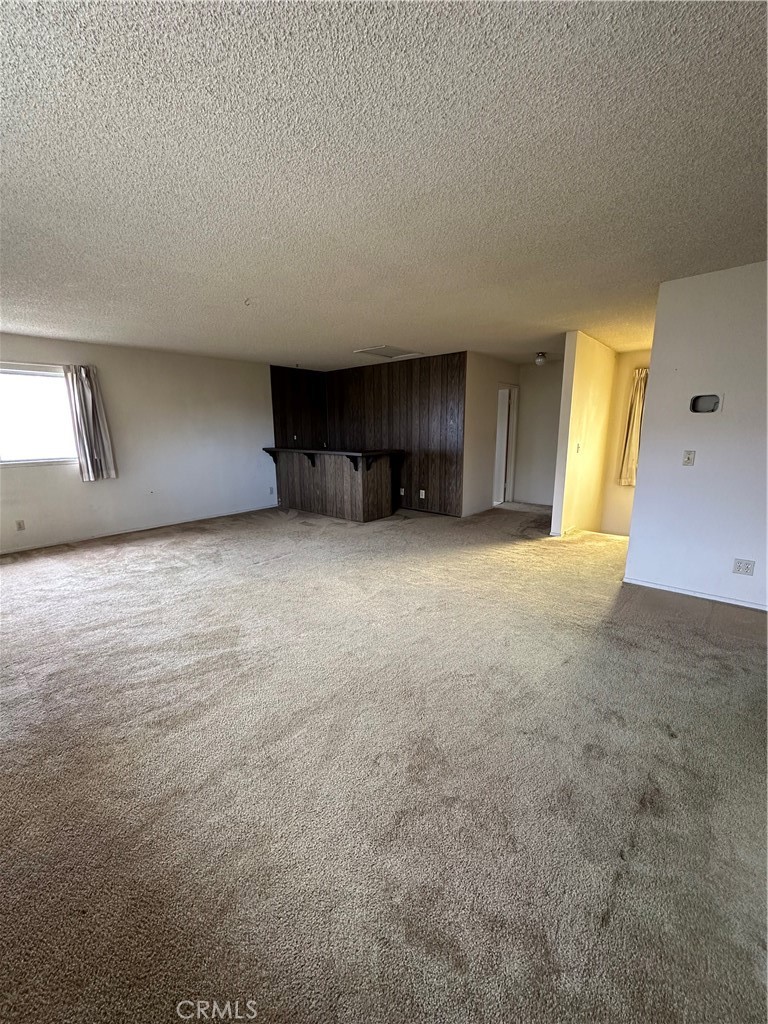 10061 Whispering Pine Circle