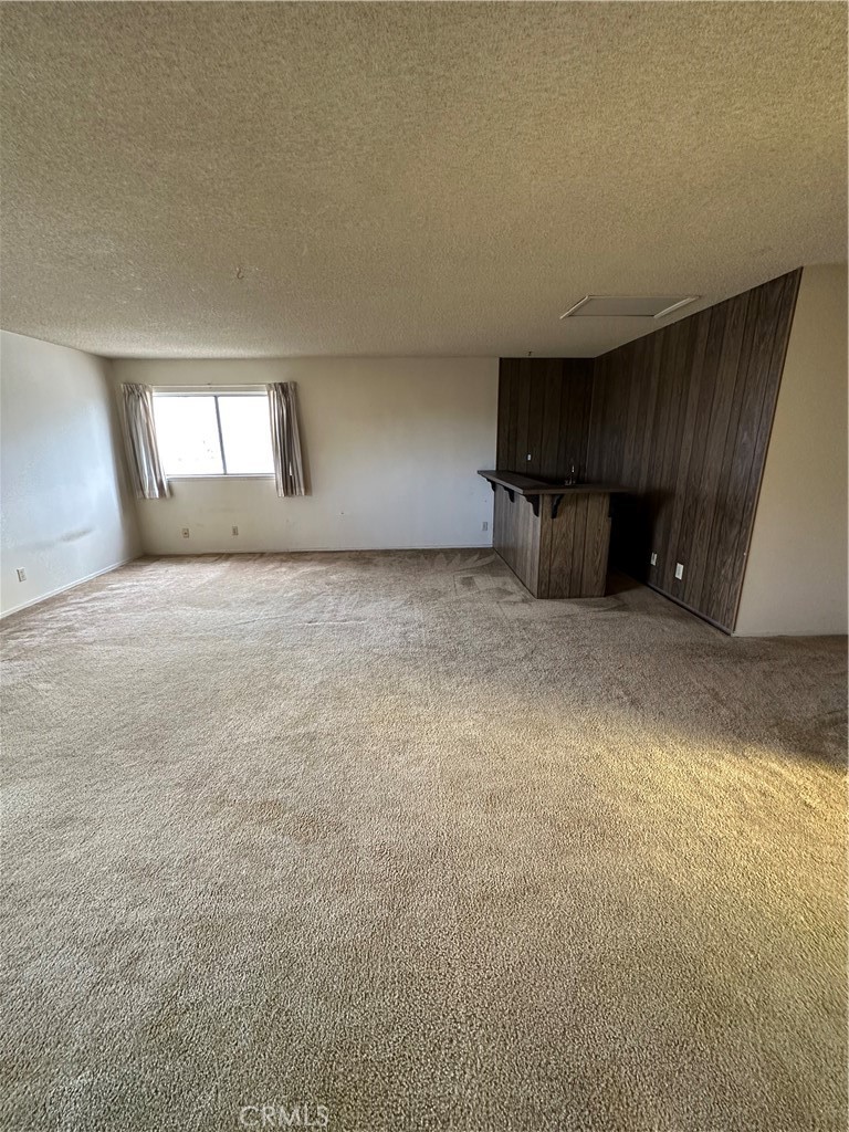 10061 Whispering Pine Circle