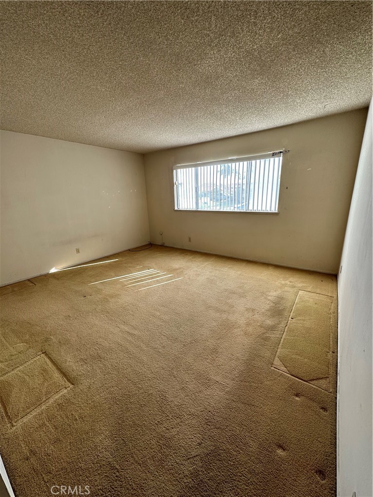 10061 Whispering Pine Circle
