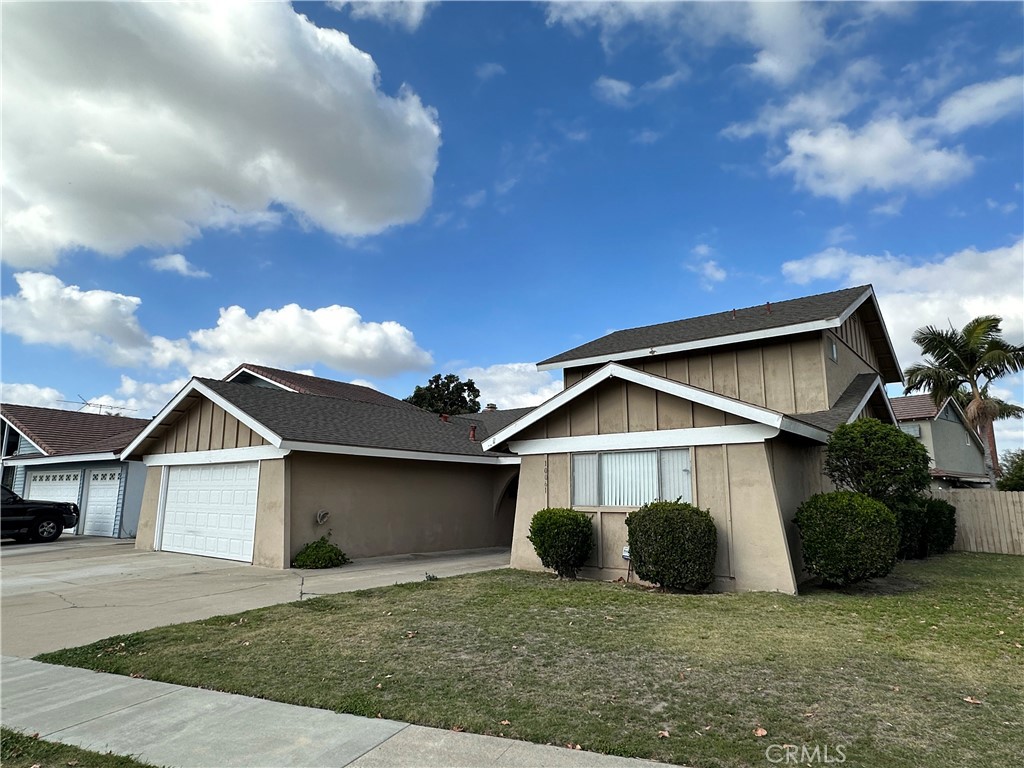 10061 Whispering Pine Circle