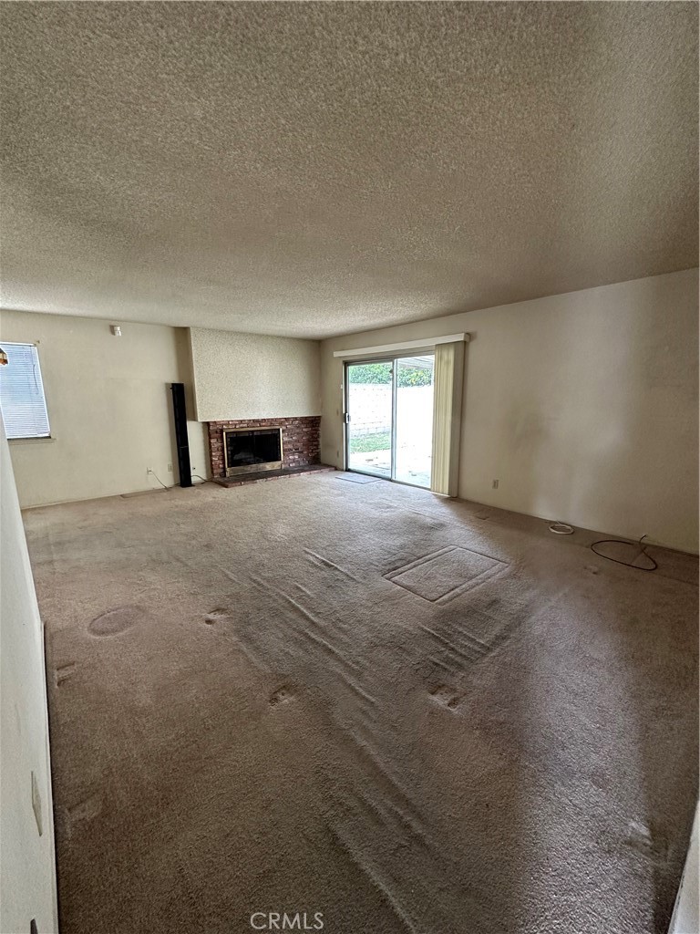 10061 Whispering Pine Circle