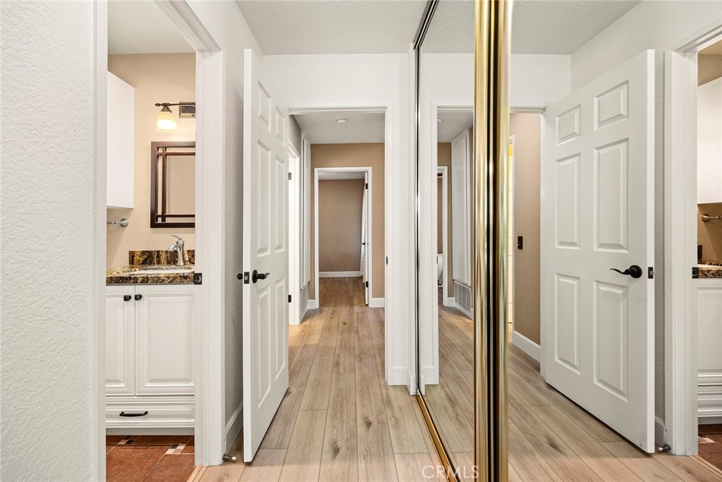 6735 Vista Loma