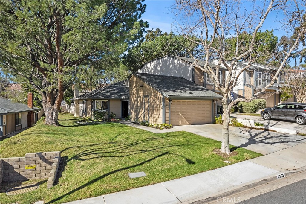 6735 Vista Loma