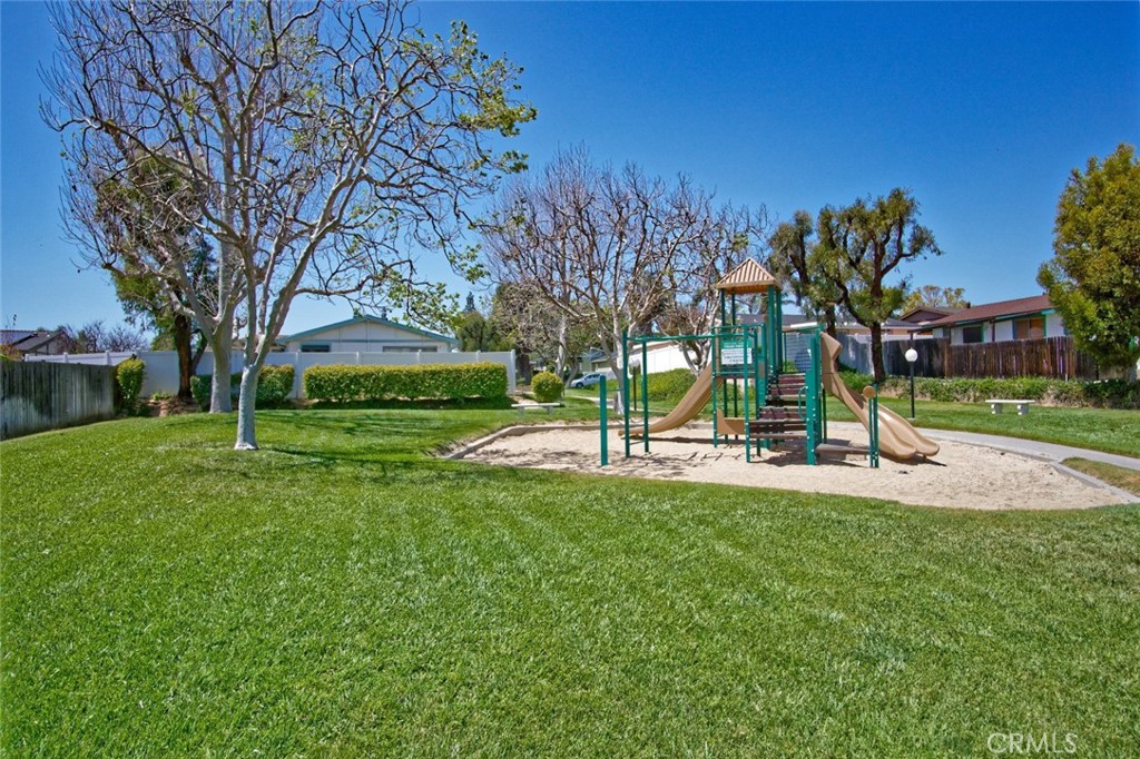 5735 WESTFIELD Street