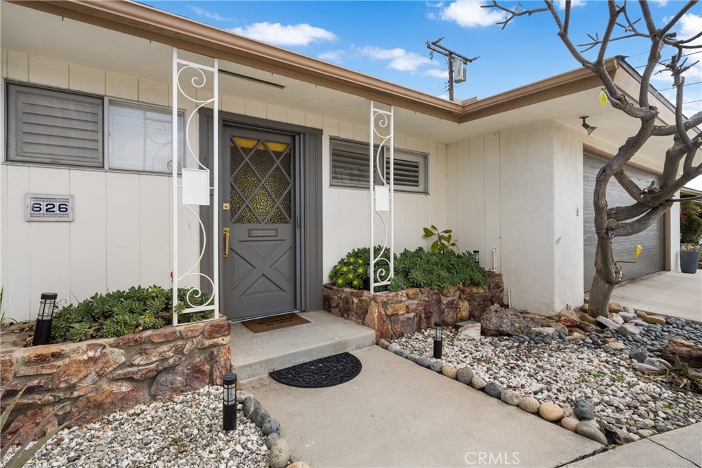626 N Pioneer Drive