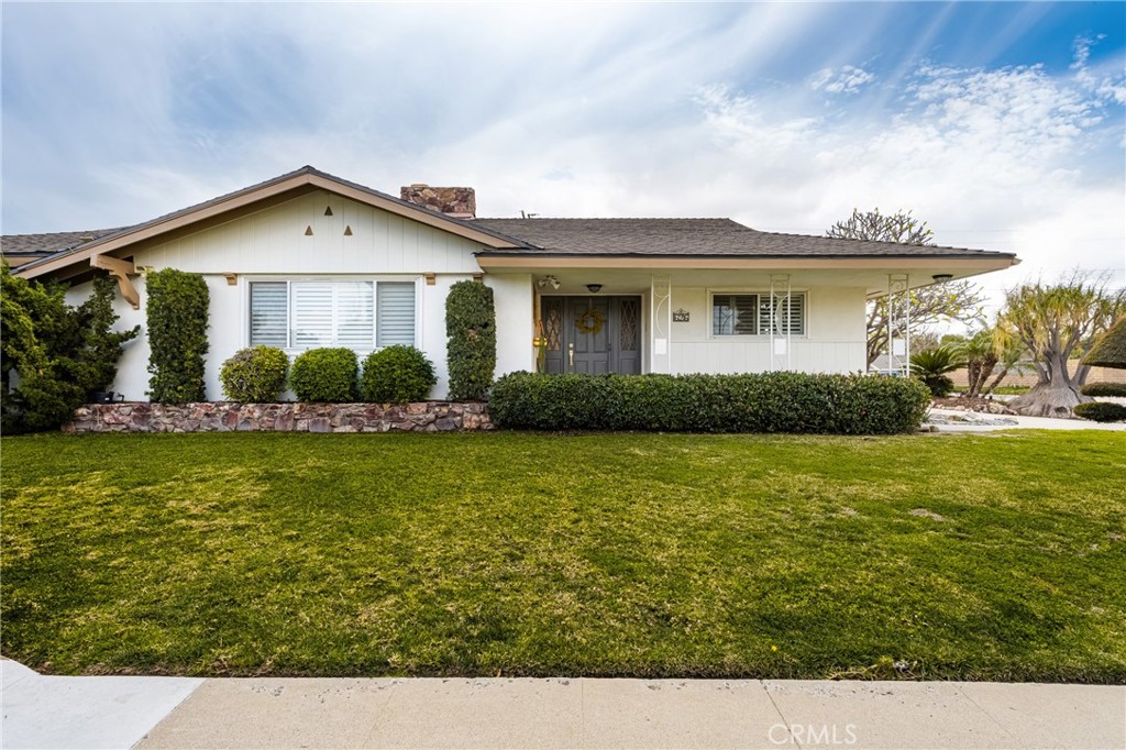 626 N Pioneer Drive