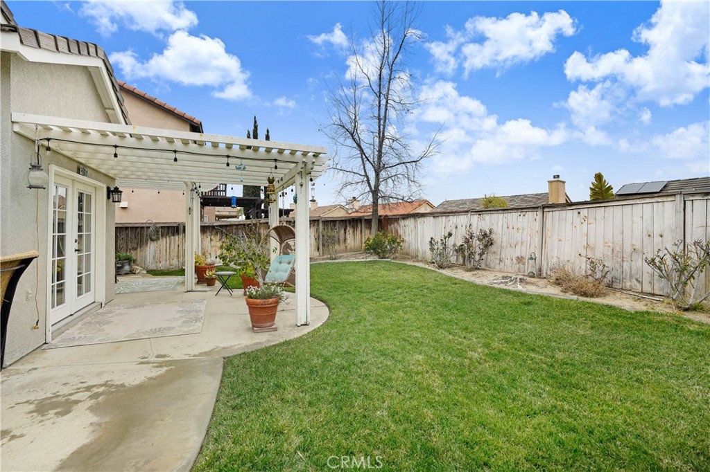 44607 Crestwood Circle