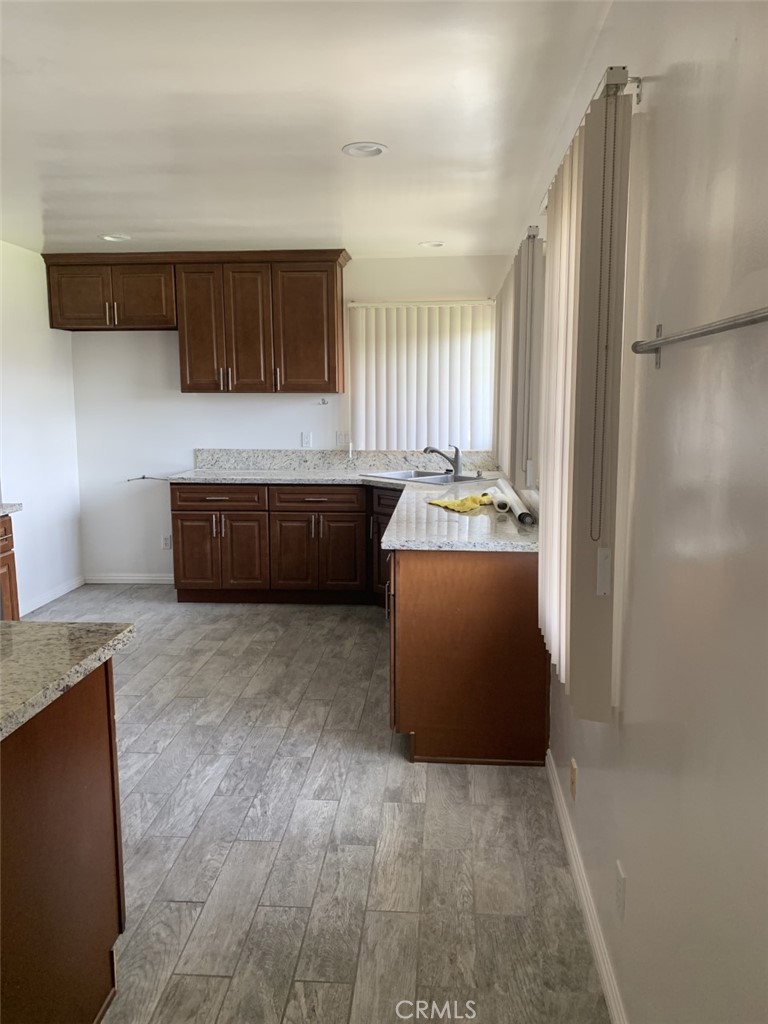 823 W Jade Way