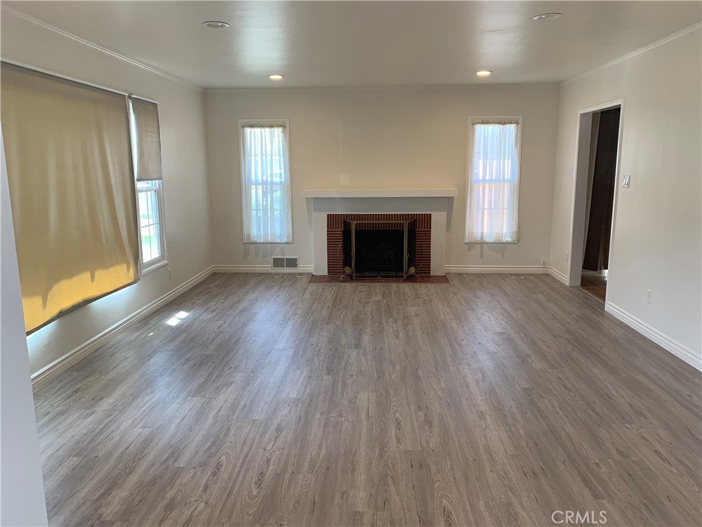 823 W Jade Way
