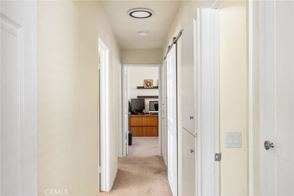 1332 N Columbine Place