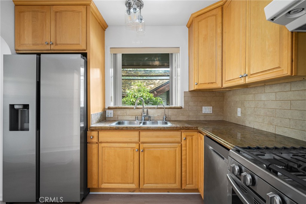 149 W Montecito Avenue