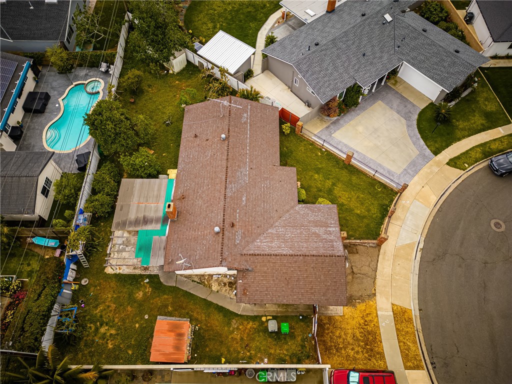 2750 Portola Drive