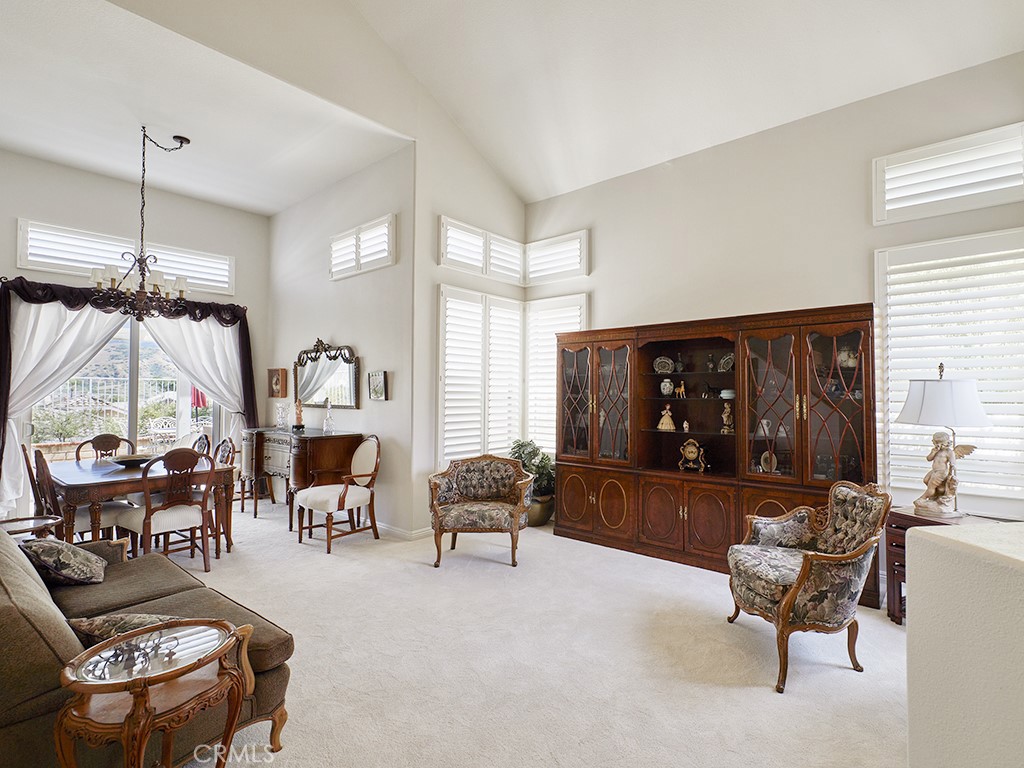 5530 Delacroix Way