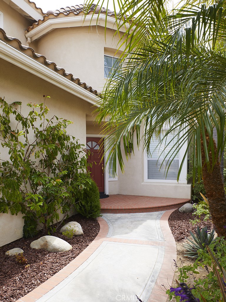 5530 Delacroix Way