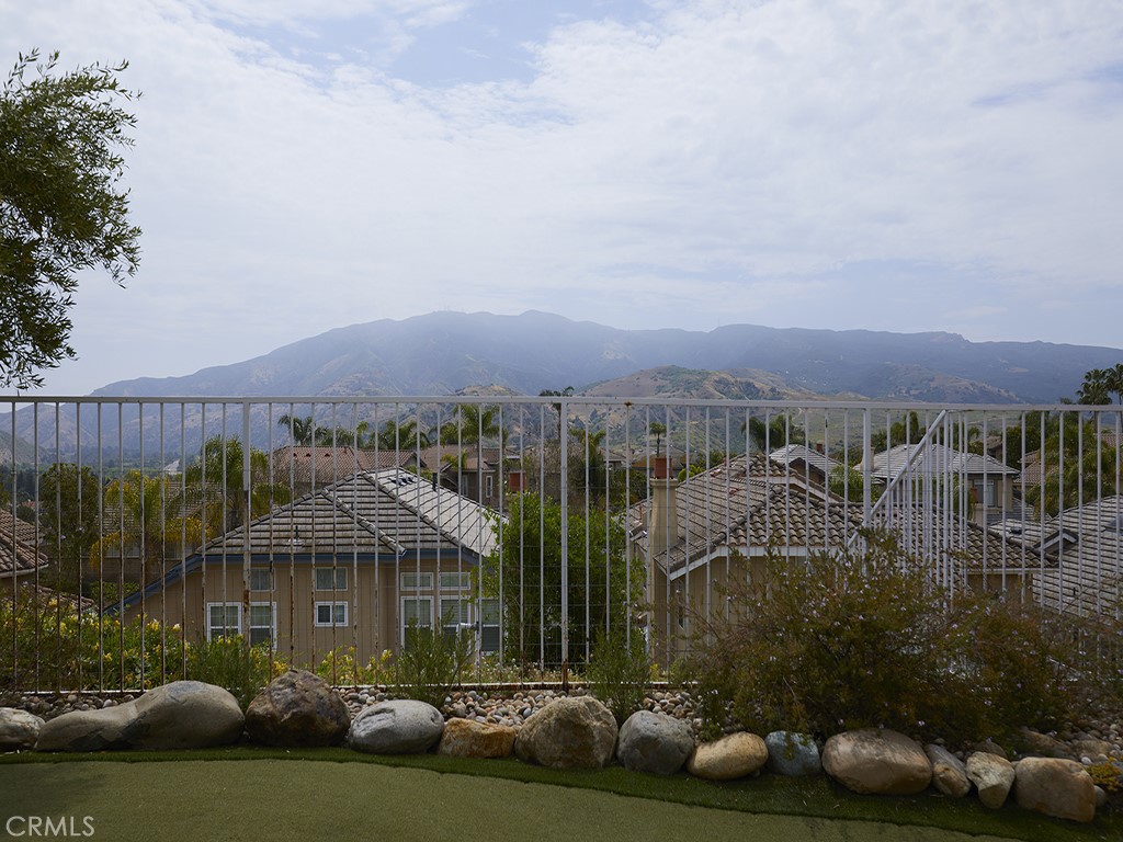 5530 Delacroix Way