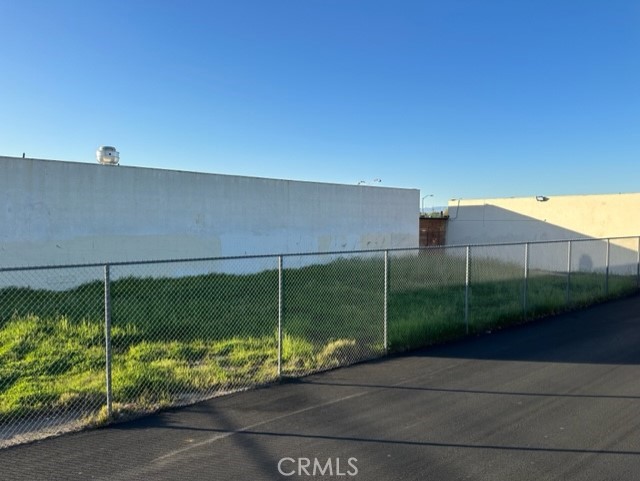 604 W Chapman Ave
