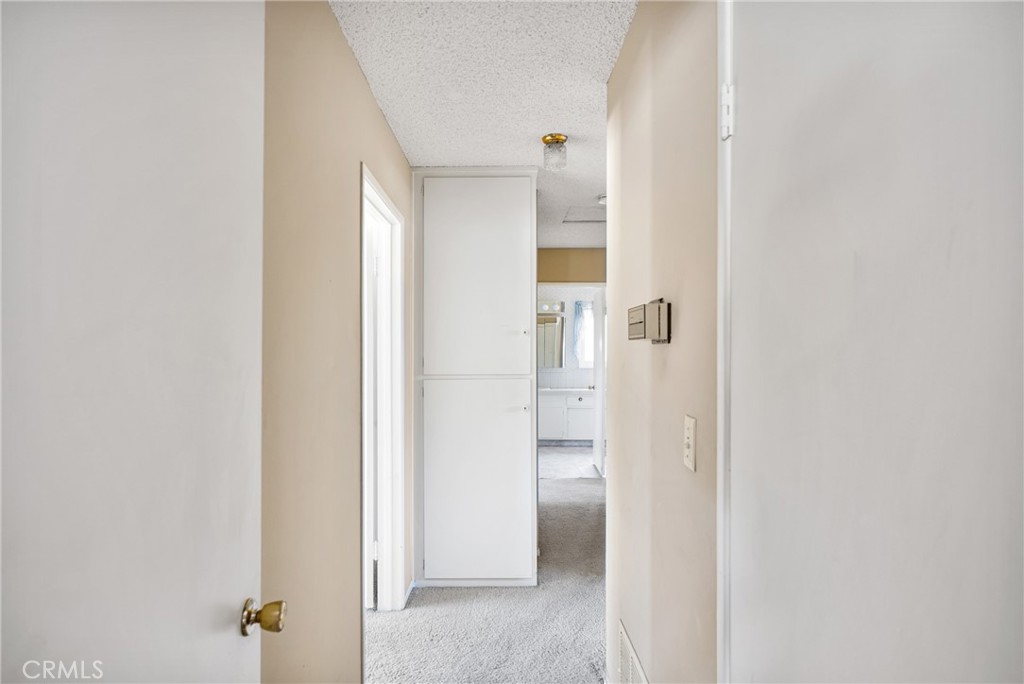 1530 W Doris Place