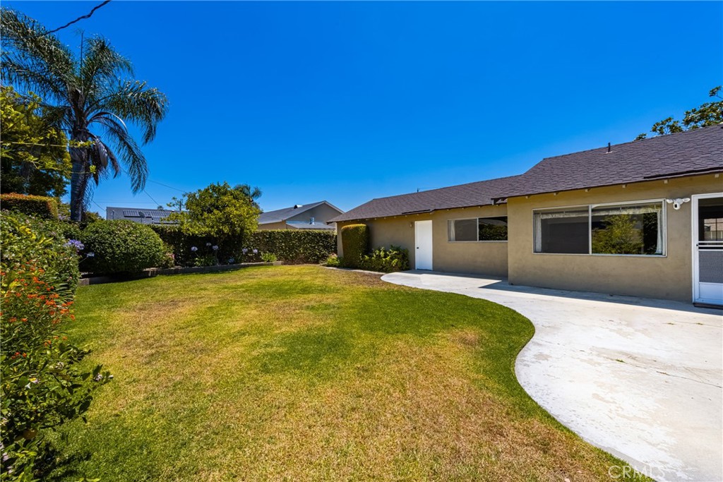 1530 W Doris Place