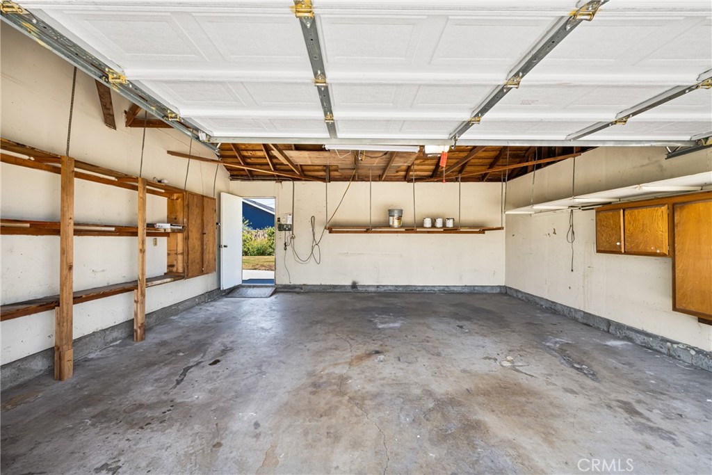 1530 W Doris Place