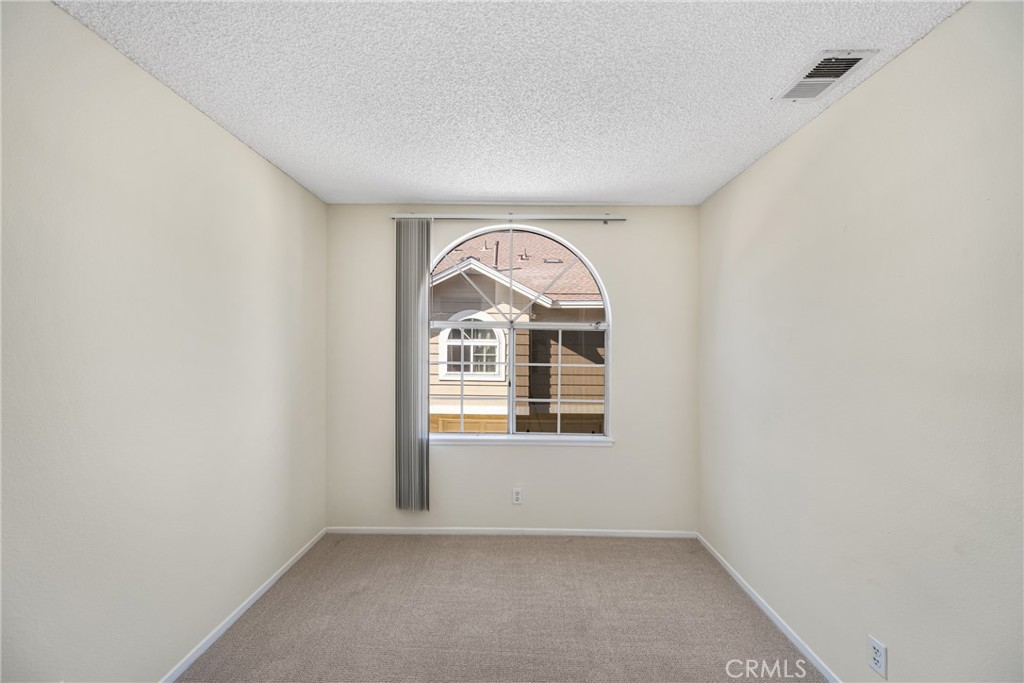 26323 Loch Glen 65