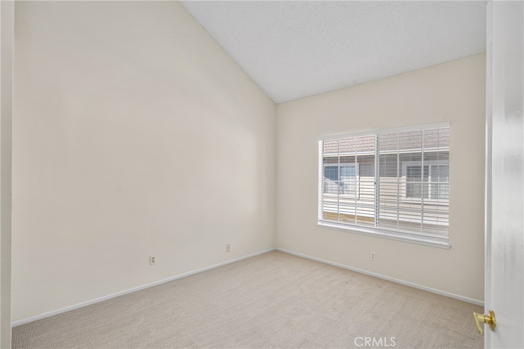 26323 Loch Glen 65