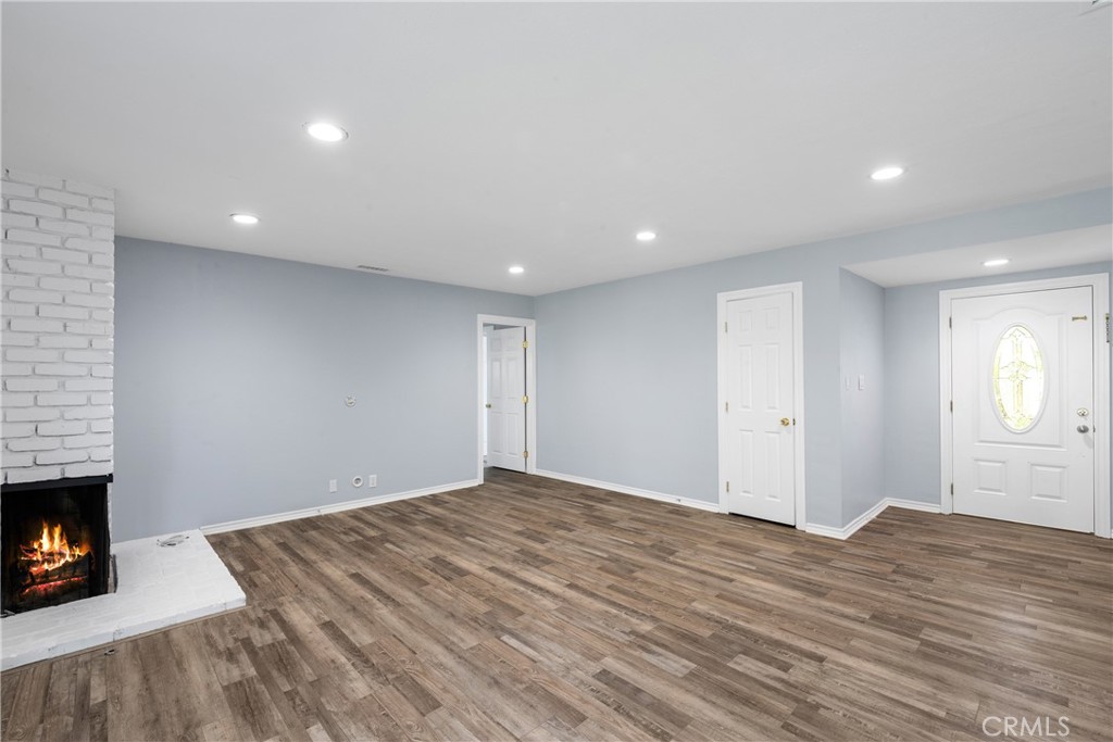 2427 E Normandy Drive