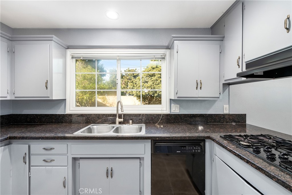 2427 E Normandy Drive