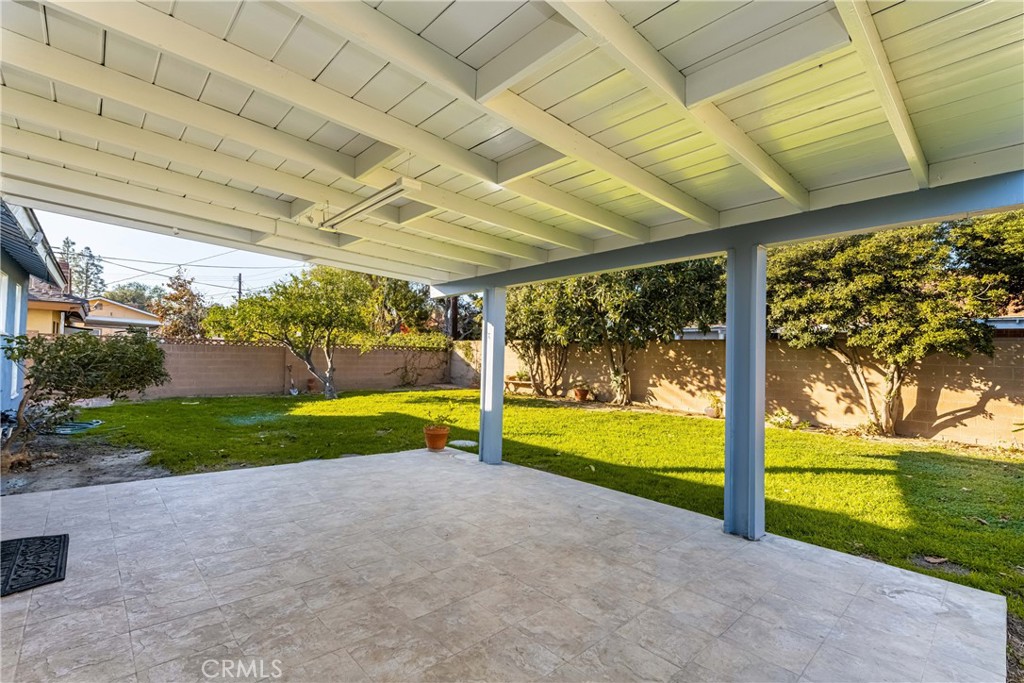 2427 E Normandy Drive
