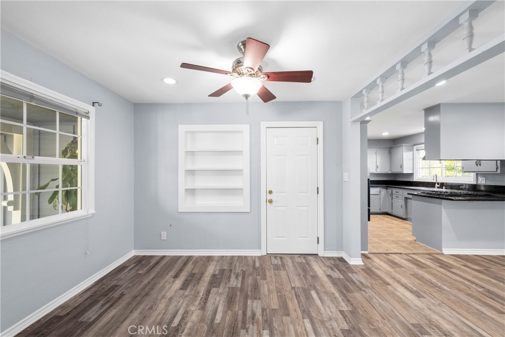 2427 E Normandy Drive